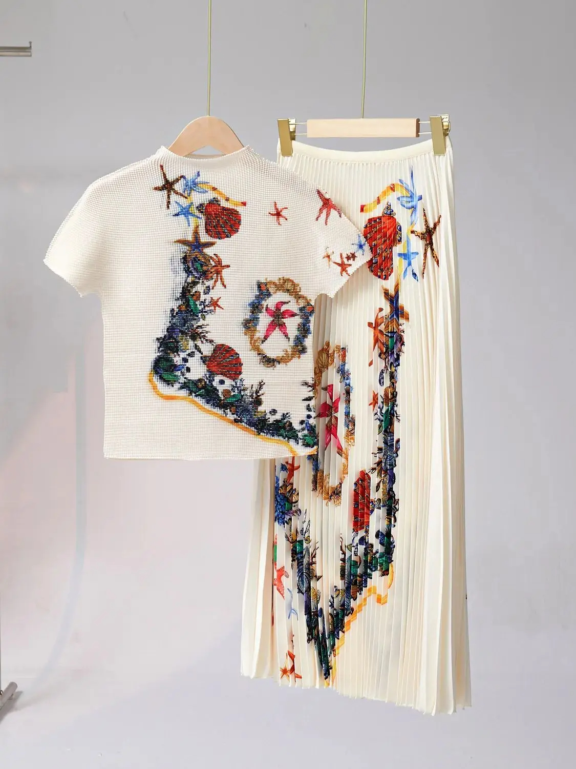 Two Piece Dress Pleated 2 Pieces Set Women's Short Sleeve Stretch Vintage Printed T-Shirt Tops High Elastic Waist Long Skirt Suit