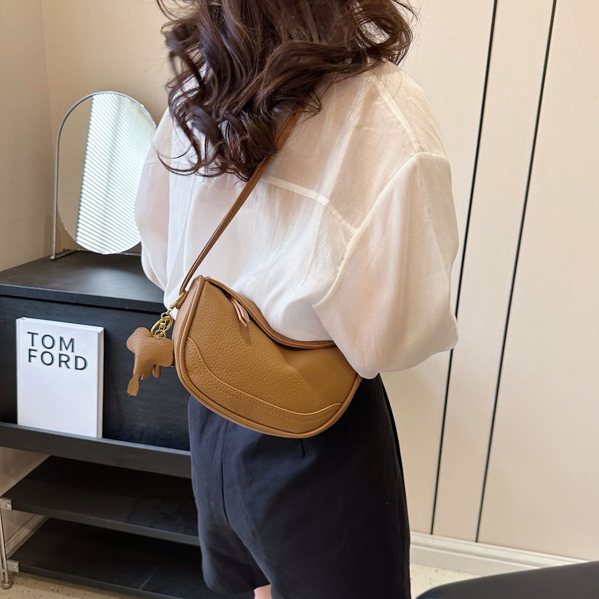 This Year's Popular Small Women's 2023 New Trendy And Stylish Quality Crossbody Fashionable Shoulder Bags, Dumpling Bags