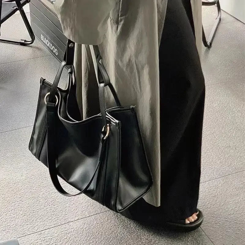 Fashionable Vintage Womens Tote Bag Highend Feelniche Versatile Large Capacity Single Shoulder Handbag 241029