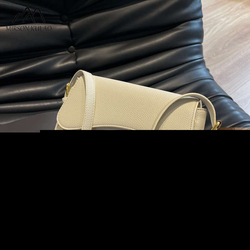 2024 The New Fashion Texture Lychee Grain Small Square Simple Commuting Everything Single Shoulder Crossbody Bag