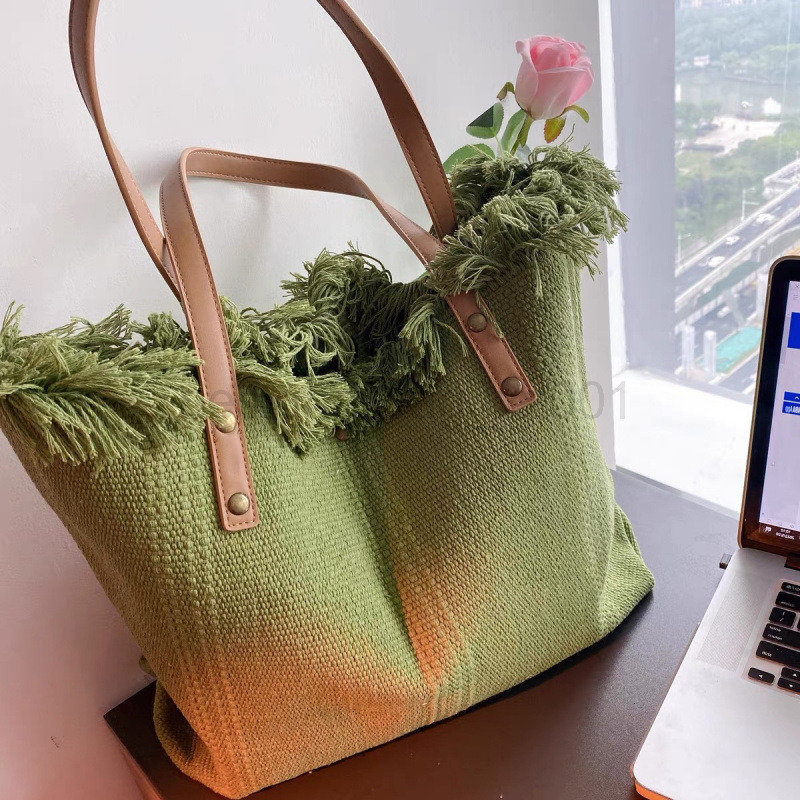 Bag Designer Fashion Classic 10a Top Nikiduncks Woman Handbagevening Bags Olive Green Japanese and Korean Design Tassel Letters Small C