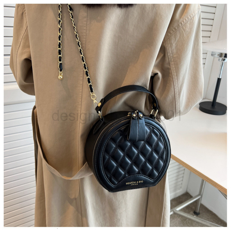 Classic Designer Bag Fashion 10a Top Nikiduncks Woman Handbagevening Bags This Years Popular Womens 2024 New Highend Handbag Handheld V