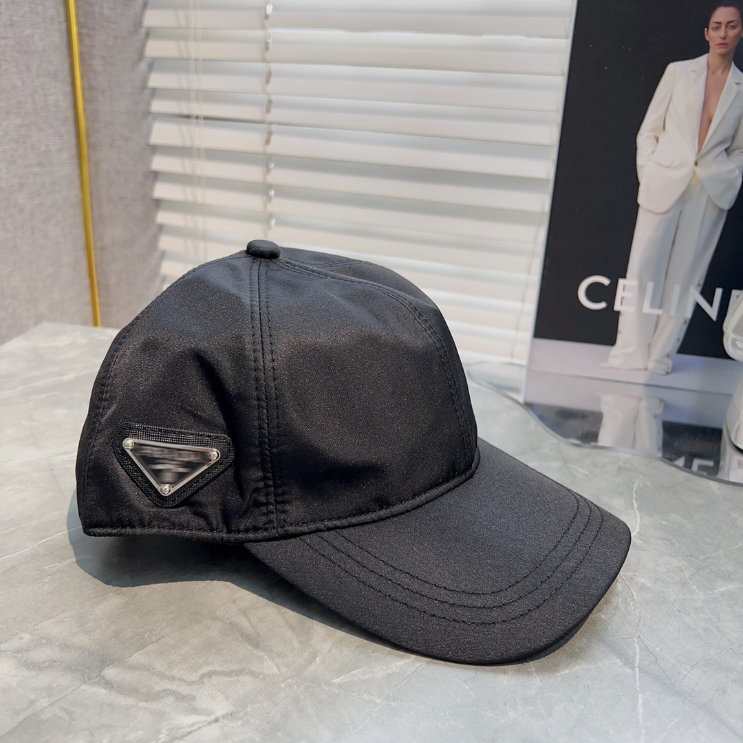 Luxury designer hat embroidered baseball cap casual versatile cap summer sun hat seaside cotton cowboy washing Sports Elements and Street Life hat triangular