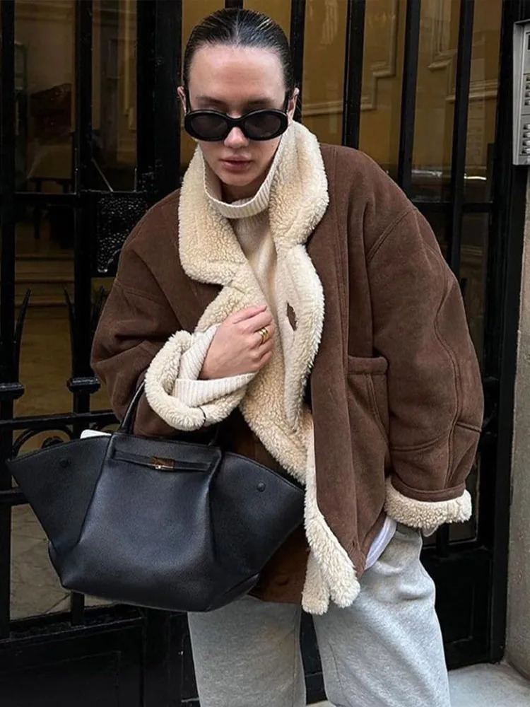 Fashion Lamb Wool Women Coat Patchwork Full Sleeve Lapel Female Jacket 2024 Elegant Winter Warm Thicken Pocket Lady Overcoat 241106