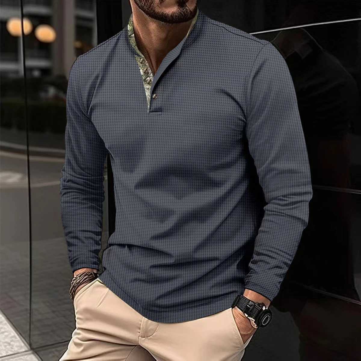 New casual mens spring and autumn chest sports long sleeved SVE collar T-shirt European long sleeved SVE shirt W241106