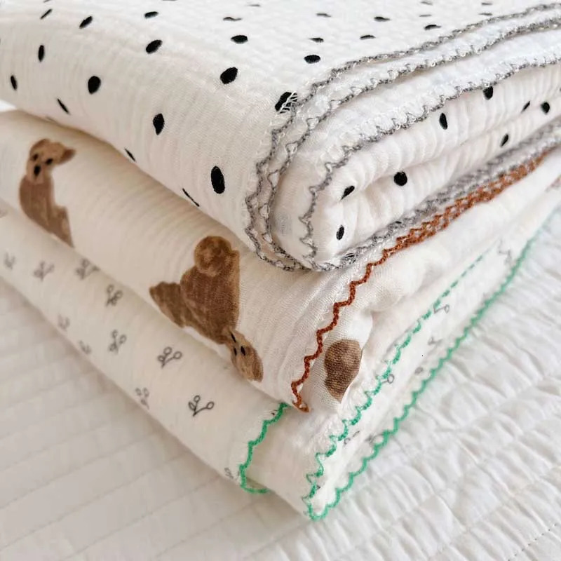 2-3 layers of baby blankets with bear dot printed cotton gauzy plain weave swaddle packaging born crib sleeping blanket 241106