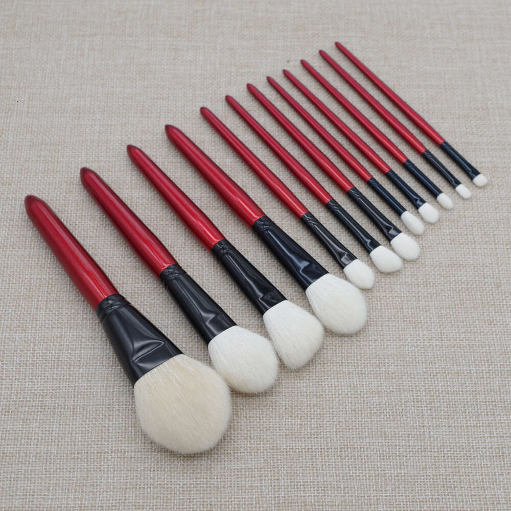 Professional Handmade Makeup Brushes Set Saikoho Goat Hair Face Powder Blush Eye Shadow Cosmetic Tools Make Up Brush Kit