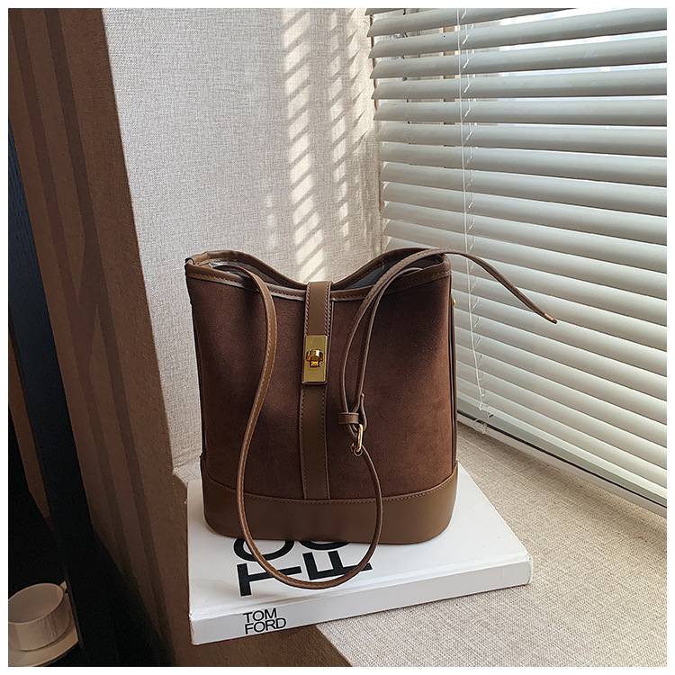 Leisure And Fashion Underarm For Bags Handbags Women New Trendy Bucket Premium Shoulder Bag Designer