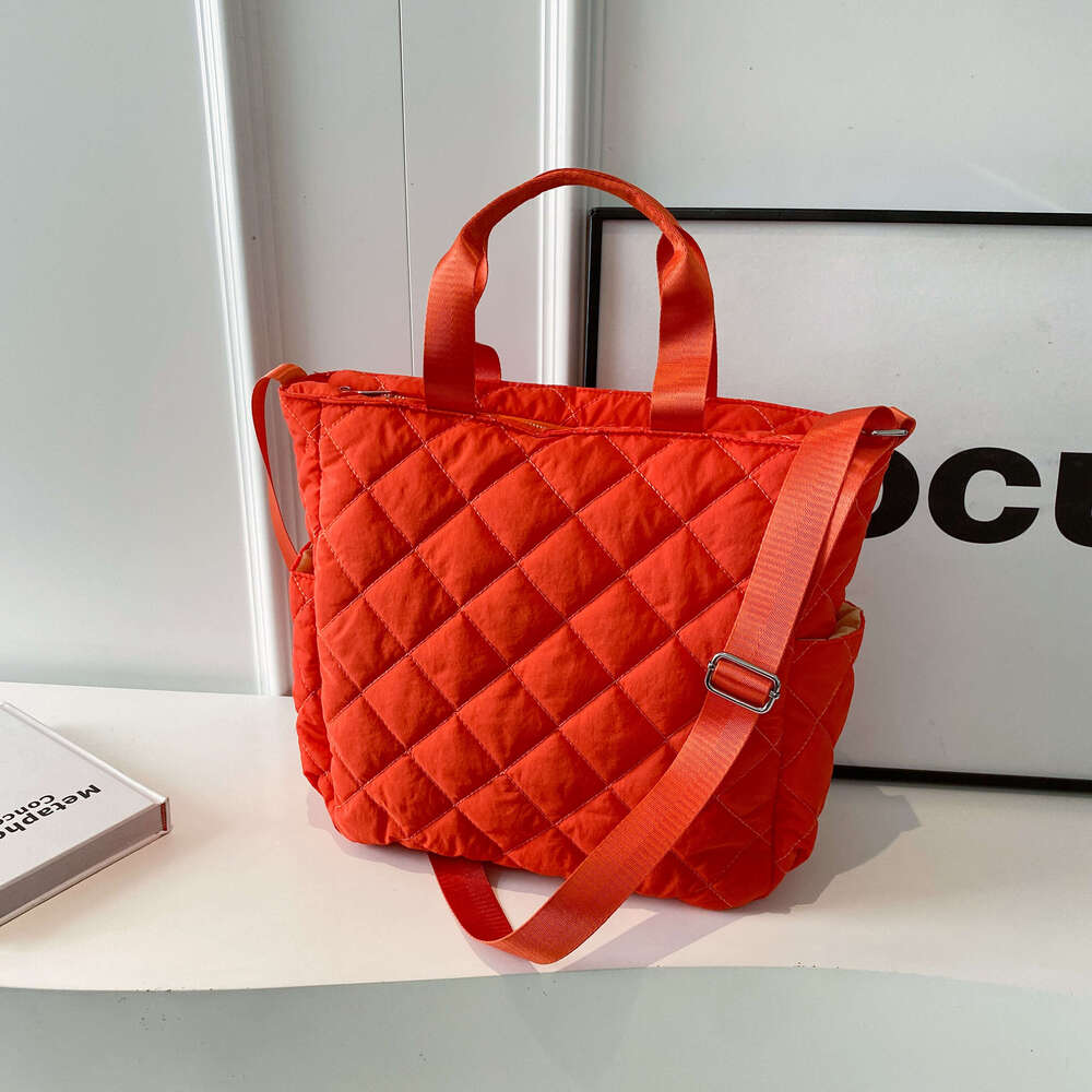 Designer Bag A Lady Fashion Trend Tote Bag, Rhombus Cotton Bag, Suitable For Daily Work, Commuting And Shopping