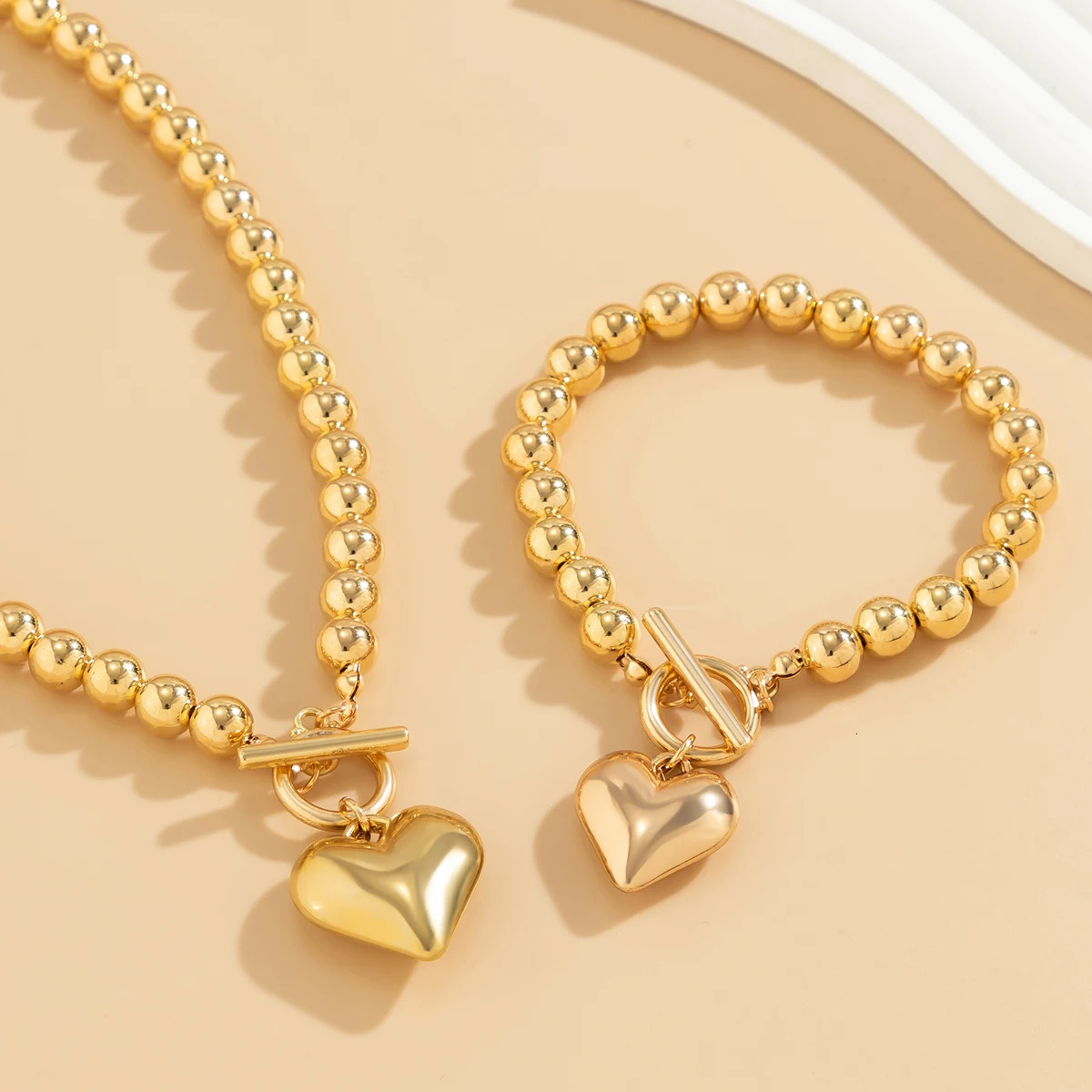 Salircon 2Pcs Simple Gold Color Ball Bead Chain Necklace Punk Hollow Heart Pendant Buckle Womens Banquet Set Jewelry 241106