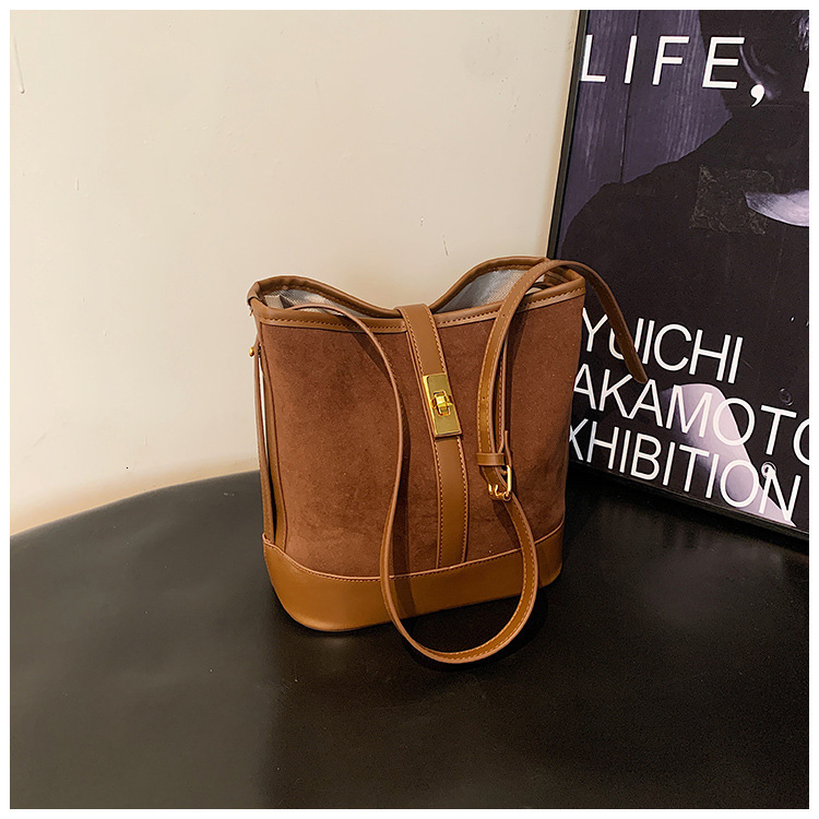 Leisure And Fashion Underarm For Bags Handbags Women New Trendy Bucket Premium Shoulder Bag Designer