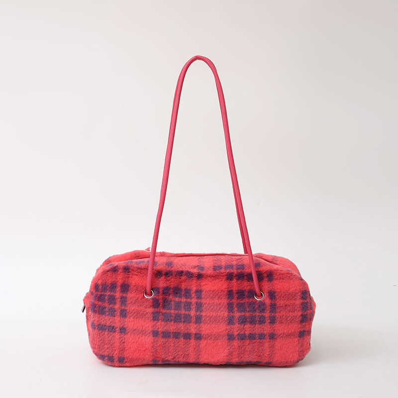 fur bag women with fragrant style, woolen plaid shoulder bag, Korean version, fashionable underarm bag, high-end plush bag 241115
