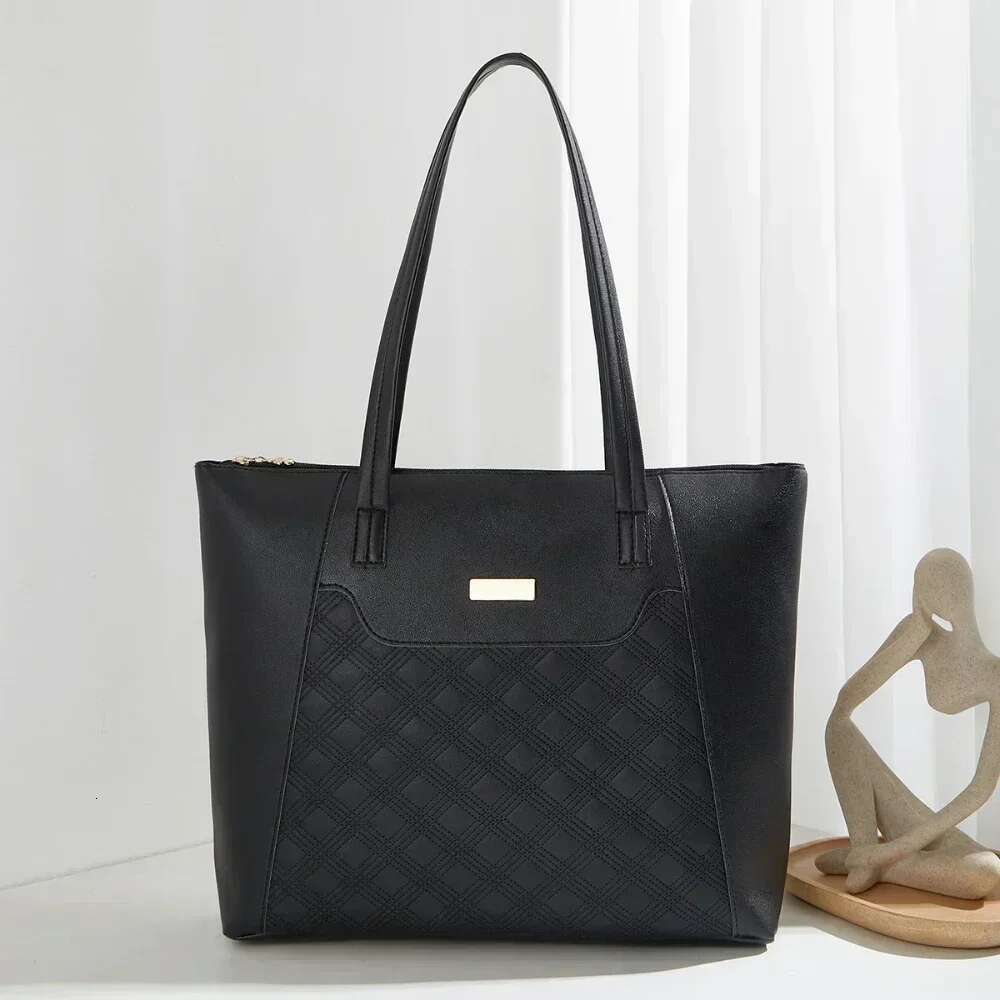 Designer Bag Autumn And Winter New Large-Capacity Bag Fashionable Simple Shoulder Commuter Versatile Armpit Bag Women Handbag Casual Tote