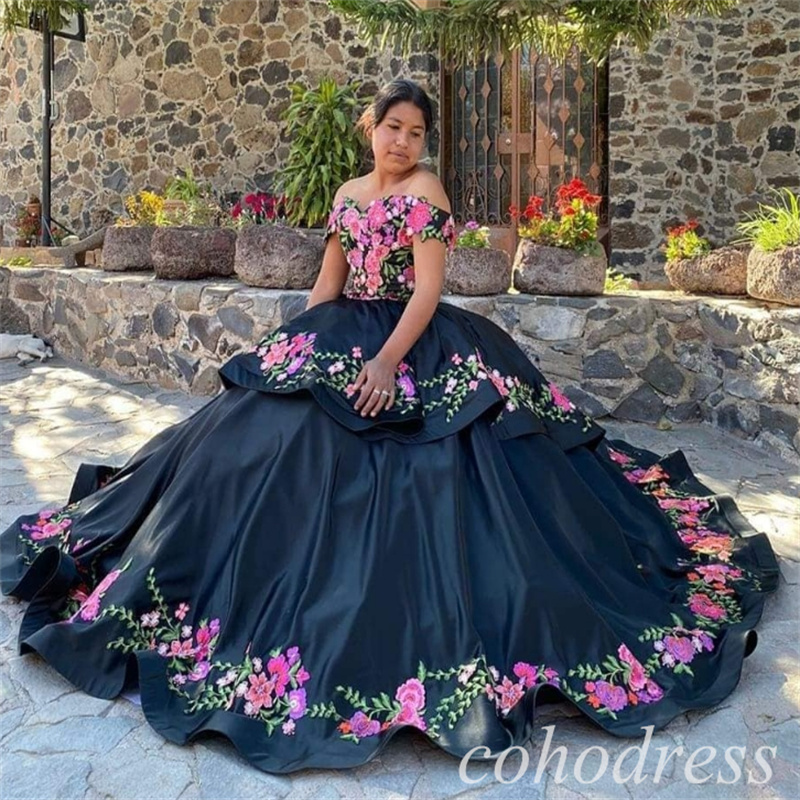 Black Mexican Quinceanera Dresses Charro Plus Size Colorful Embroidery Vestidos De 15 Xv Anos Satin Country Civil Vestio De Novias Off Shoulders Sweet