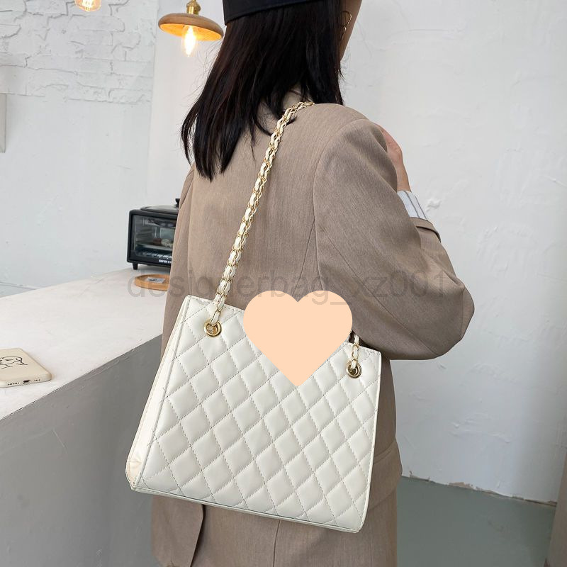 Classic Designer Bag Fashion 10a Top Nikiduncks Woman Handbagevening Bags Womens Handbag 2024 New This Year Popular Niche Design Crossb