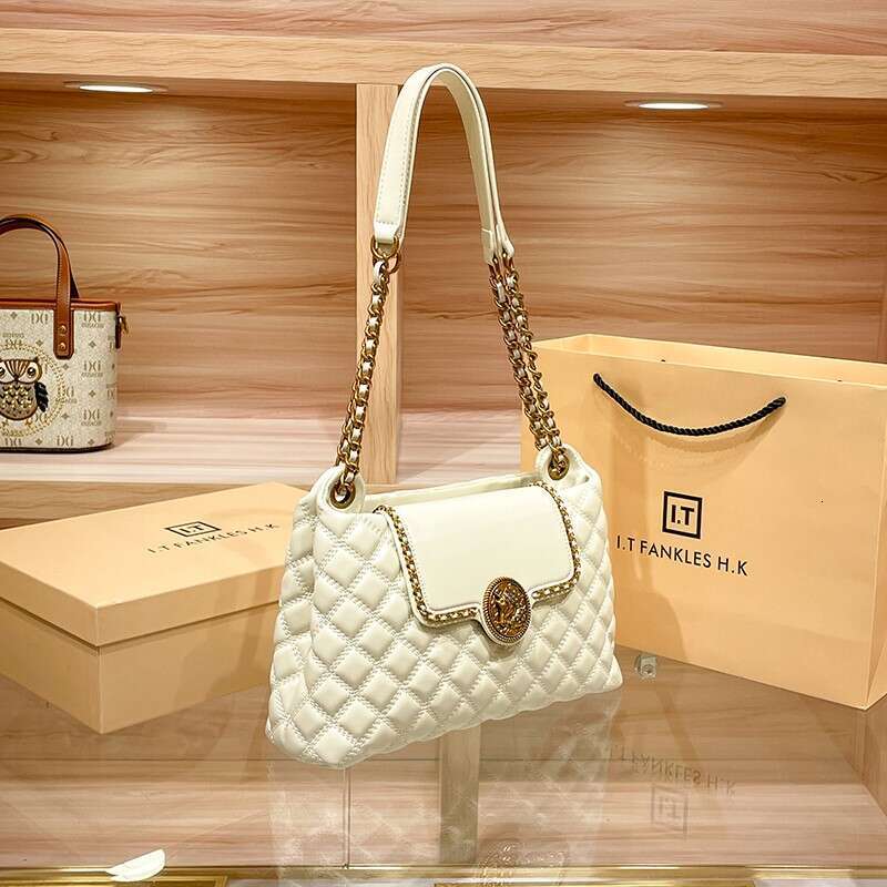 Designer Bag Brand Genuine Leather Chain Bag For Women In 2024, New Designer With A Sense Of Luxury, Large Capacity Underarm Shoulder Bag a5d