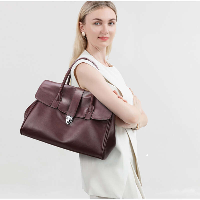Designer Bag Women's Tote Bags New Leather Solid Color Rretro Handmade Big Beach Tote Bag High Capacity Multifunction Handbags For Ladies