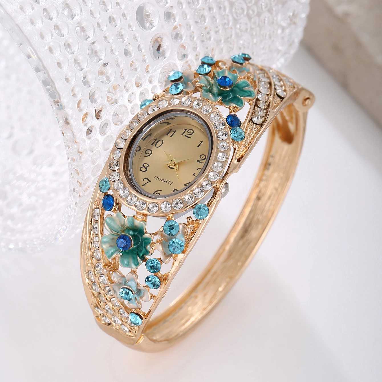 5 New Trendy Palace Style 3D Flower Inlaid Diamond Fashion Versatile Bracelet Watches X241106