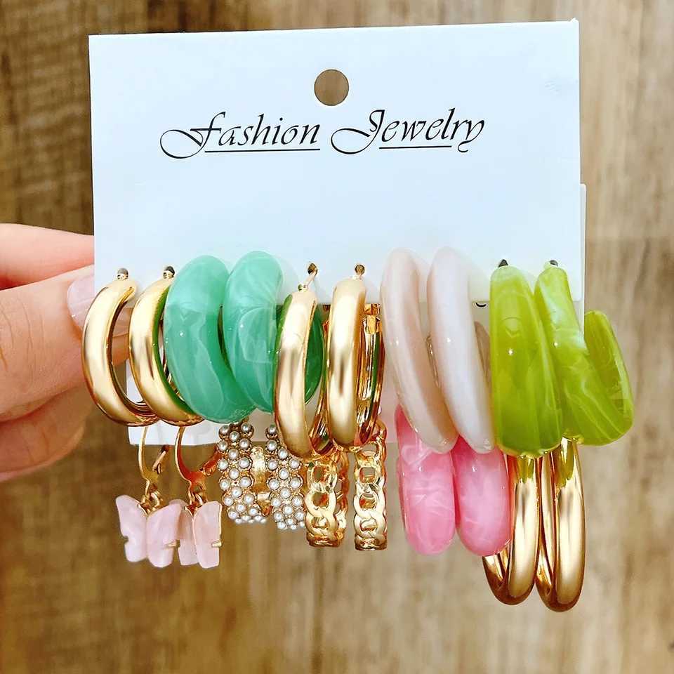 New Gold Earring Set Bohemian Vintage Color Acrylic Pearl Ring Earrings Suitable for Warm Fashion Jewelry Gifts 2024 New Edition X241106