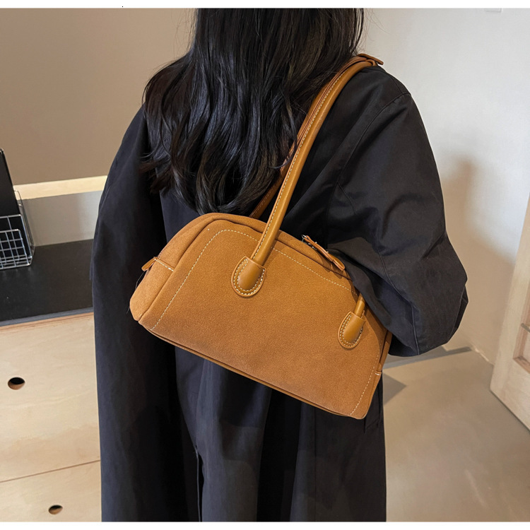 Autumn Winter Bags For Women New Matte Shoulder And Armpit Bag, Fashionable Handheld Versatile Baguette Bag Designer Handbags
