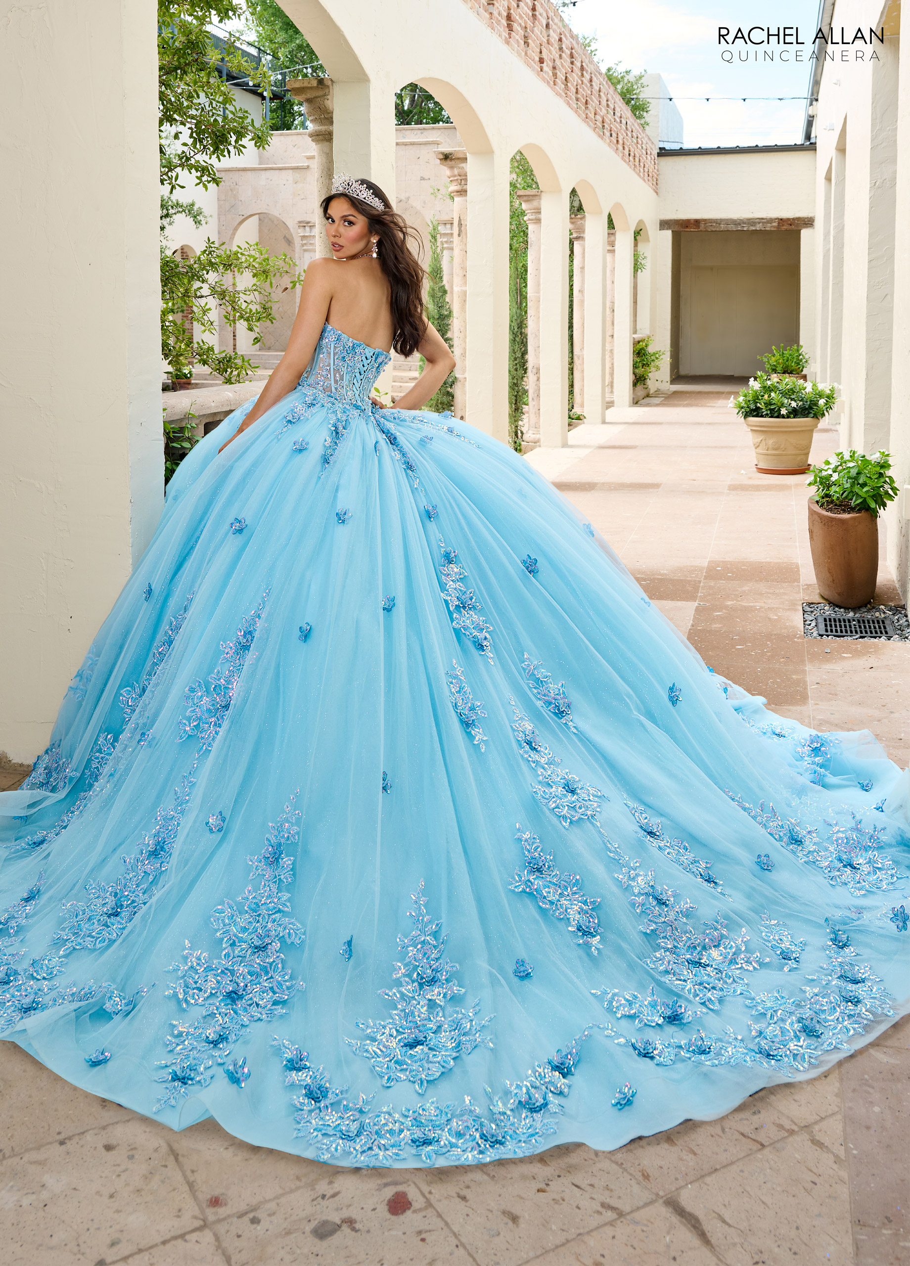 Bury Ball Gown Beaded Quinceanera Dresses Sequined Prom Gowns 3D Appliqued Sweetheart Necke Sixteen Sweet 15 Corset Masquerade Dress