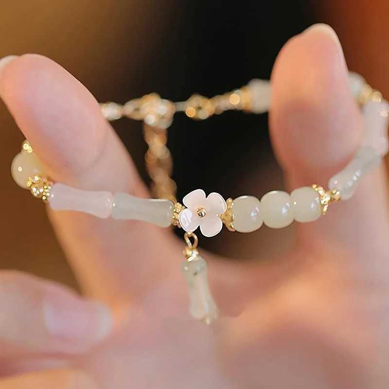 Chinese style retro bamboo joint bead bracelet fashionable and charming flower bracelet suitable for girlfriends jewelry accessories gifts X241106