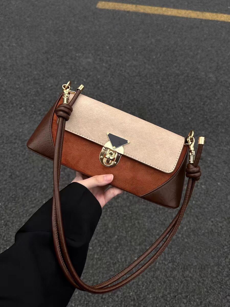Designer's new women's armpit long stick bread niche designer single shoulder slanted body exquisite small square bag trendy bag