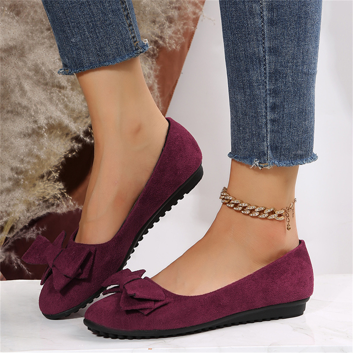 Large size lightweight soft soled bean shoes for women's 2023 Spring and Autumn New Bow Comfortable and Anti slip Women's Single Shoes