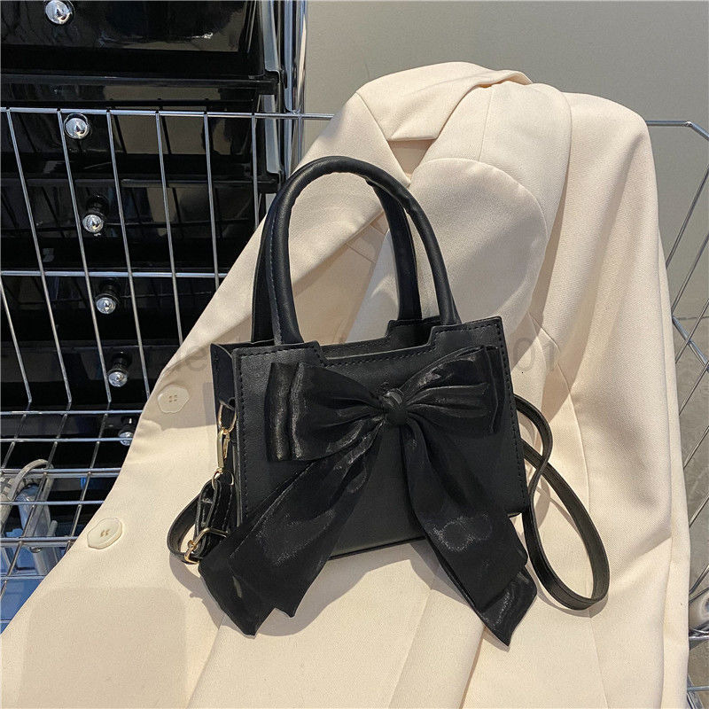 Bag Designer Fashion Classic 10a Top Nikiduncks Woman Handbagevening Bags 2024 New Korean Style Ins Trendy Fairy Bow Versatile Crossbod