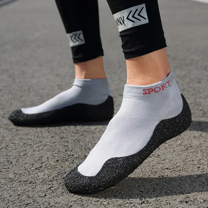 Neutral multifunctional sports shoes Wading Water shoes lightweight running shoes socks Aqua shoes ultra light swimming beach barefoot shoes241106