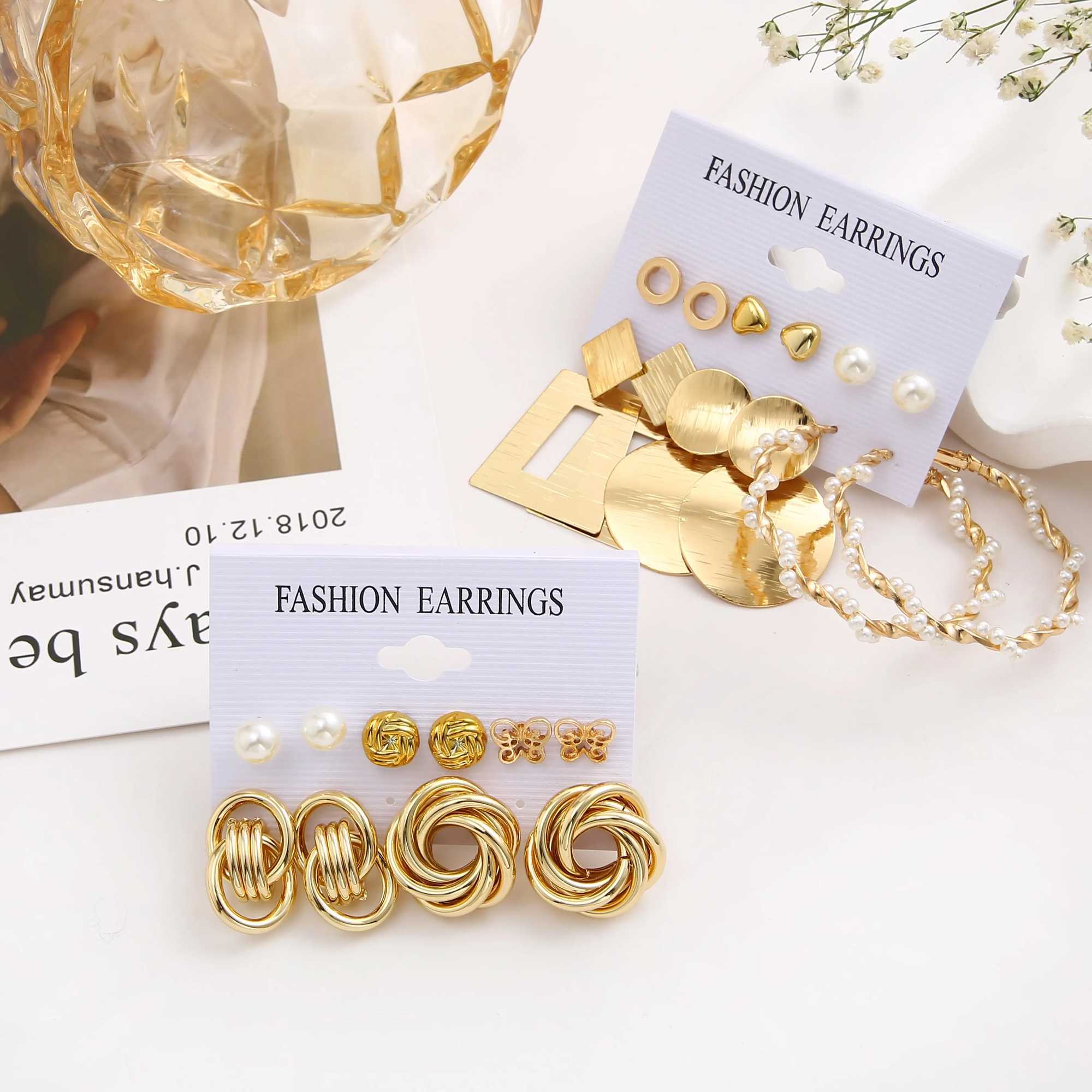 New Creative Simple Temperature Womens Party Metal Gitli Wound Fake Pearl Earrings X241106
