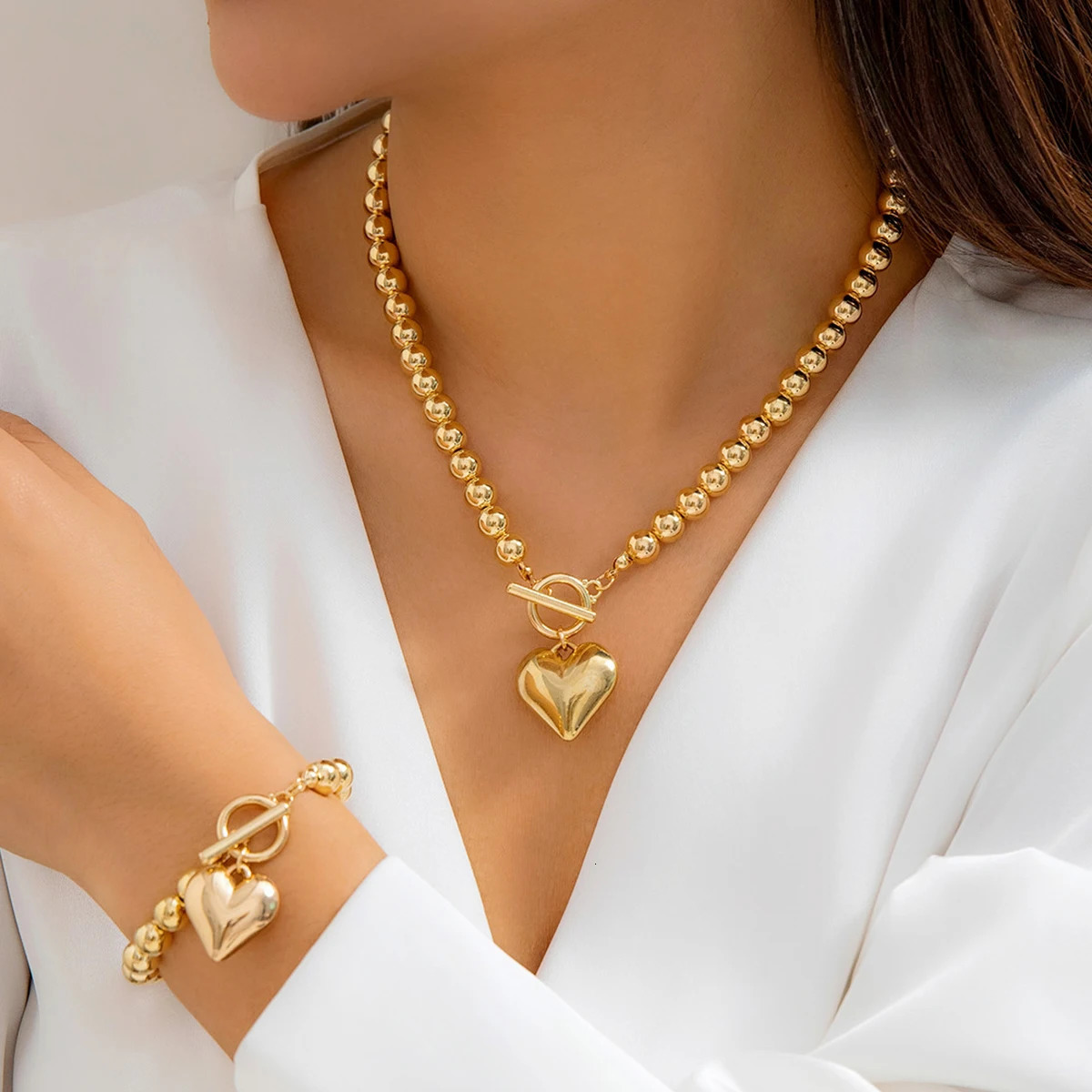 Salircon 2Pcs Simple Gold Color Ball Bead Chain Necklace Punk Hollow Heart Pendant Buckle Womens Banquet Set Jewelry 241106