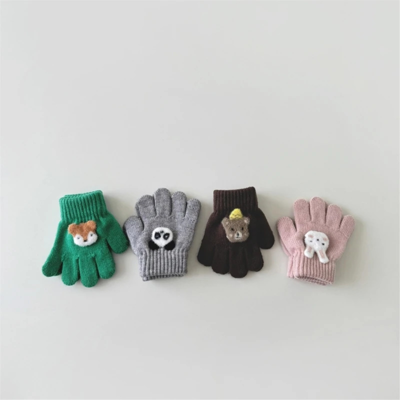 Childrens knitted gloves fashionable gloves soft breathable and warm gloves suitable for neutral from 3 to 6 years old 241106