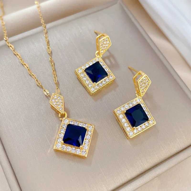 Exquisite Geely Square Necklace Earrings Bracelet Jewelry Set Charm Womens Jewelry Fashion Bridal Accessories Set Rantic Gift X241106
