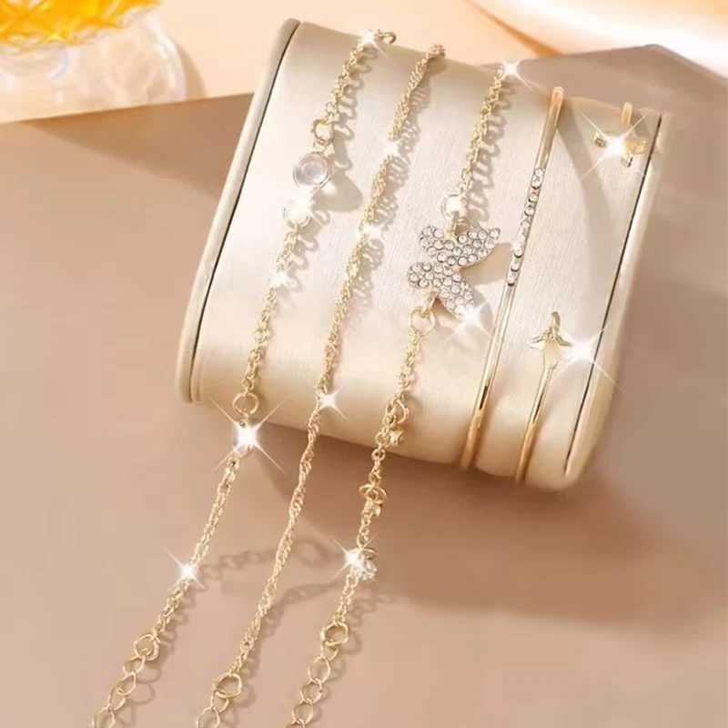 Golden snake chain bracelet set suitable for warm minimalist twisted rope bracelets girls fashionable party jewelry accessories X241106