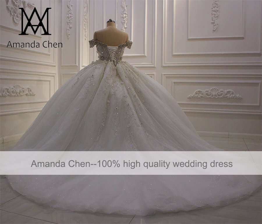 robe blanche Off Shoulder Crystal Beading Fluffy Wedding dress