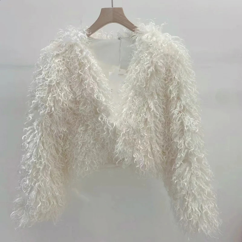 Arrivals Winter Fall Fashion Women Faux Fur Coat Light Warm Long Sleeves Short Cut Vneck Cardigan n Korean 241104