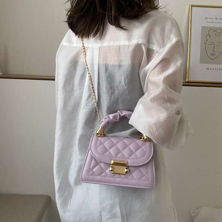 Designer Bag Popular Versatile Instagram Women's Bag 2024 Fashionable Fashion Chain Crossbody Network Red Handbag