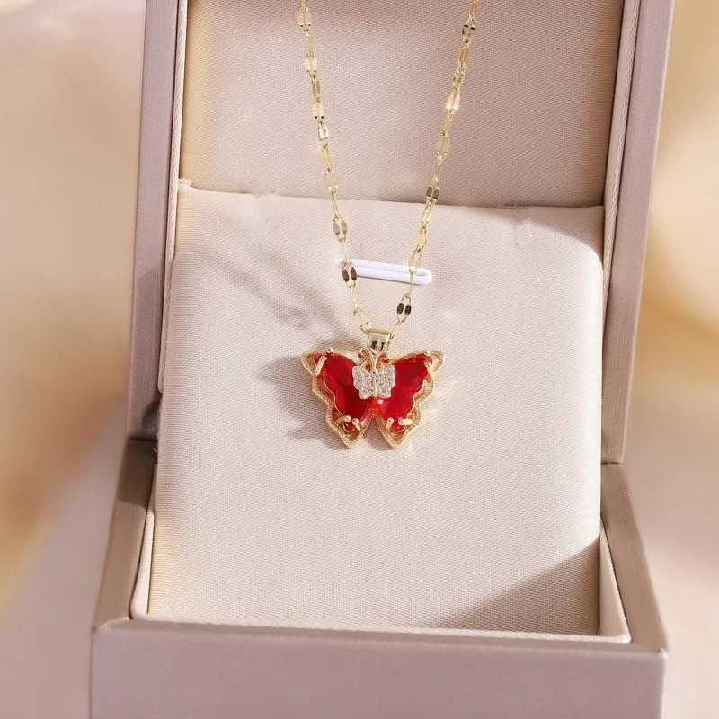 New Fashion Luxury Zircon Pendant Necklace Suitable for Warm Girls Stainless Steel Clavik Chain Elegant Party Jewelry for Women X241106