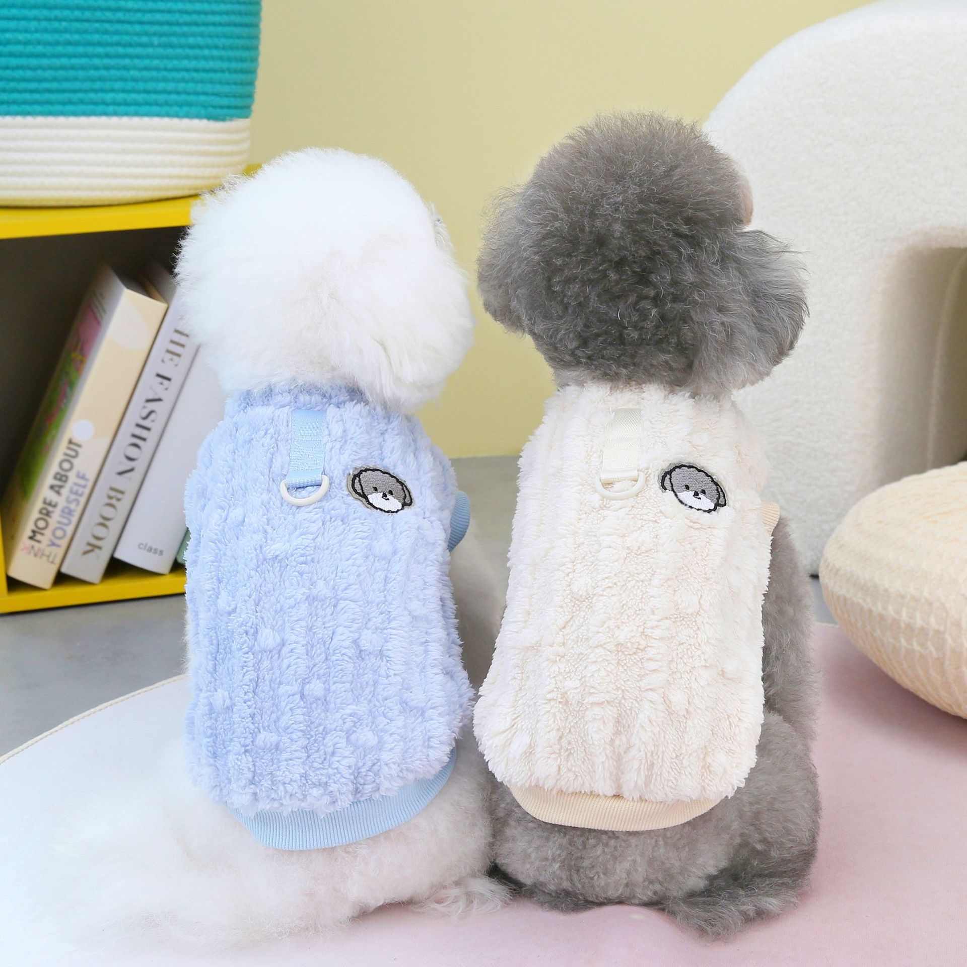 Dog Apparel Supplier Autumn Winter New Design Dog Outdoor Warm Vest Pink Simple Dog Clothes