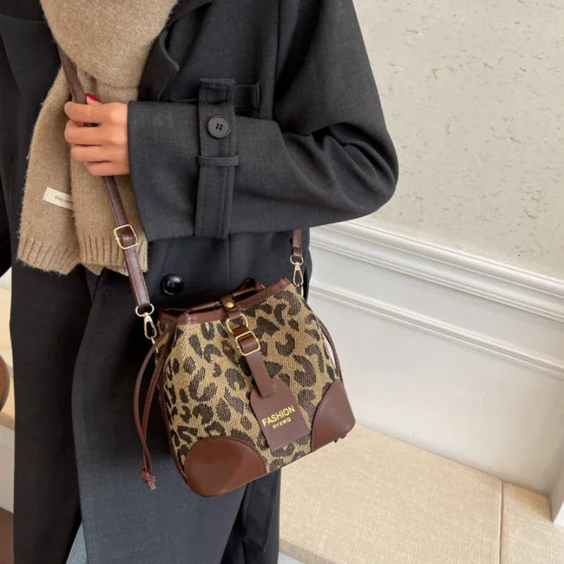 New Designer Shoulder Bag, Women's Handbag, Crossbody Bag