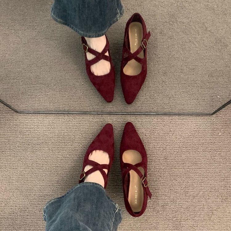 Cross strap low heel red single shoe women's 2024 spring and autumn temperament matching skirt niche evening Mary Jane shoes
