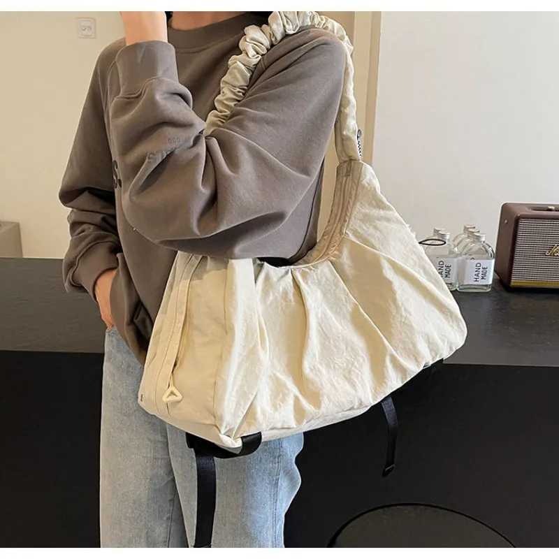 Waterproof Designer Travel Tote Bags for Women Menger Bag Sports Yoga Bag Satchels Fashion Woman HandbagXJ241106