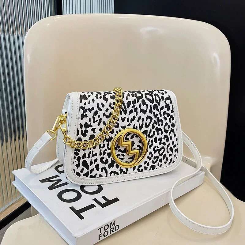 Designer Bag 2025 Fashion Women's Shoulder Bag, Travel Armpit Bag, Trendy Handbag, New Fashionable Women's Crossbody Bag