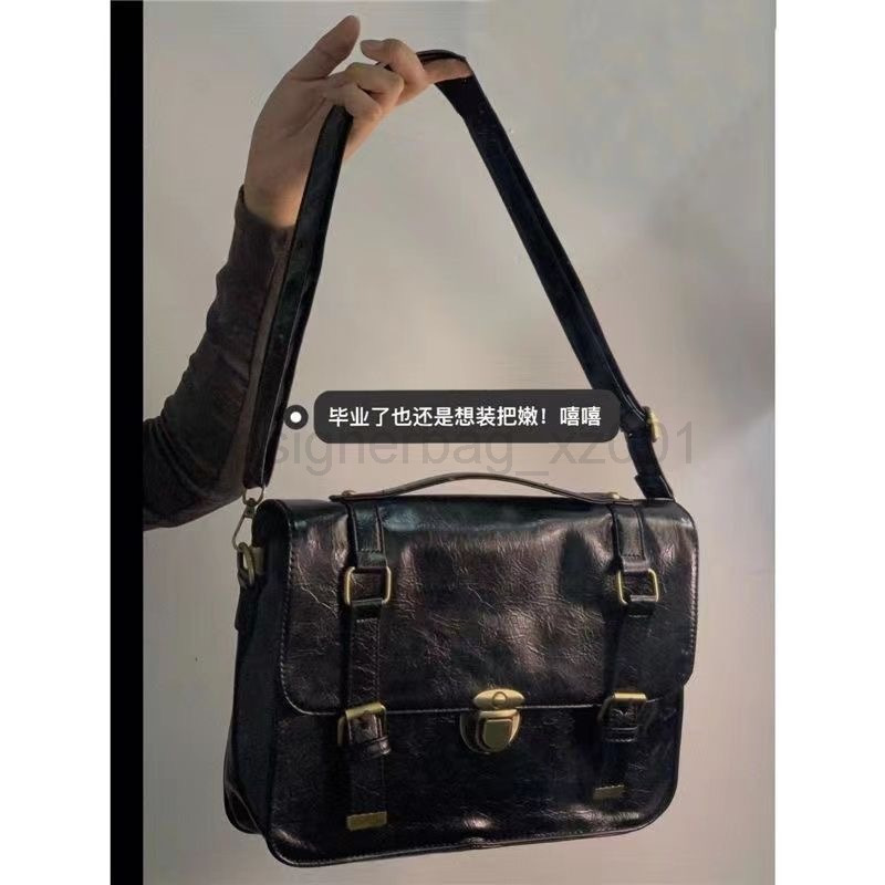 Classic Designer Bag Fashion 10a Top Nikiduncks Woman Handbagevening Bags Autumn and Winter Postal Backpack Commuting Crossbody