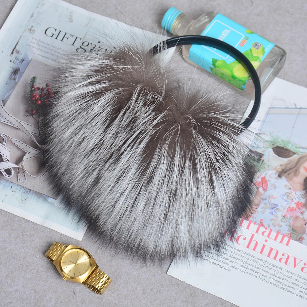 Winter Womens Warm True Fox Fur Earrings for Girls Large Natural Fox Fur Earrings Fashionable Womens Fur Earrings 241106