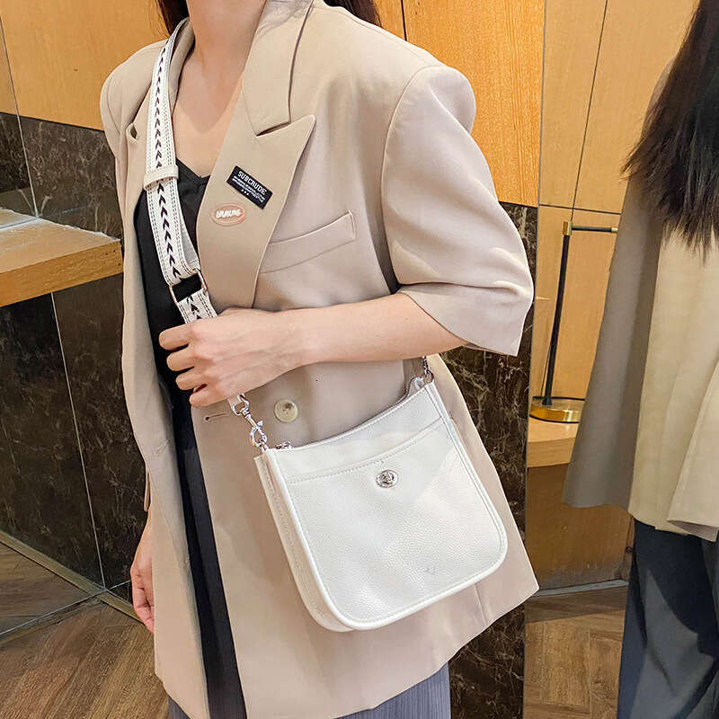 Women's pu crossbody designer fashionable shoulder bag wallet, adjustable shoulder strap, multiple pockets, Hobo brand bucket shaped crossbody ba