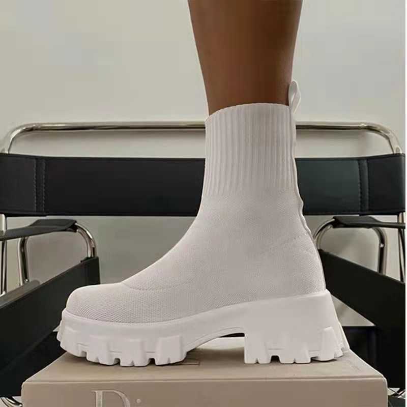 CMM Flyknit Sports Short Boots Womens Boots Large One Step Sock Boots Autumn Winter New Collection