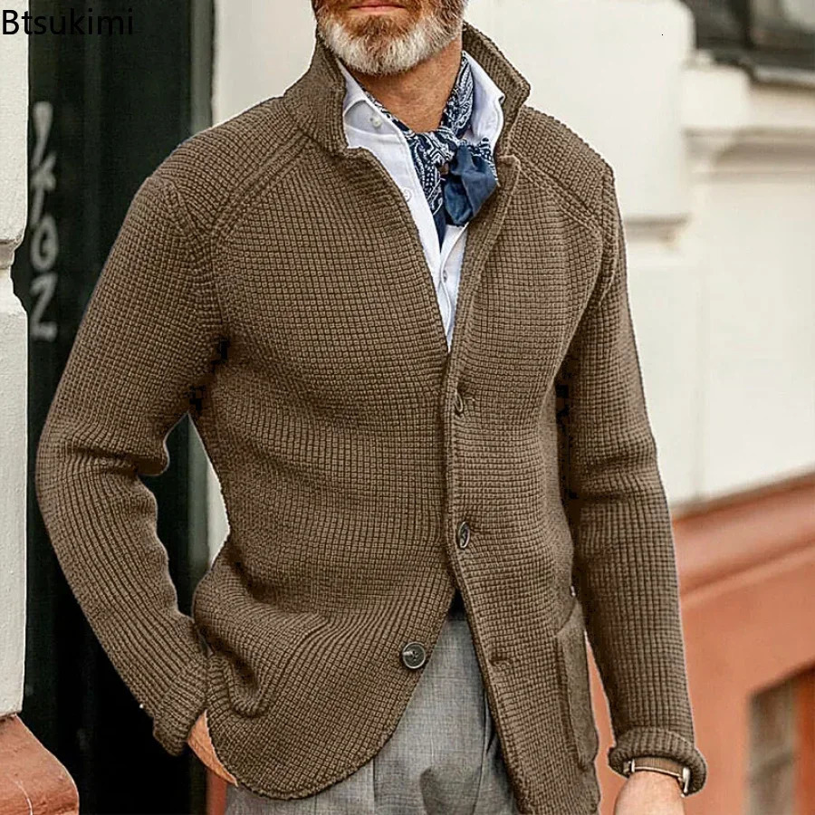 2024 Mens Stand Collar Knitted Coat Long Sleeve Sweater Cardigan Jacket Solid Thick Warm Casual Cardigan Knitting Sweatercoat 241106