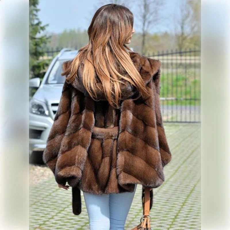 Of High Quality Faux Fur Coat Warm And Comfortable Hooded Short Mink For Women 241104